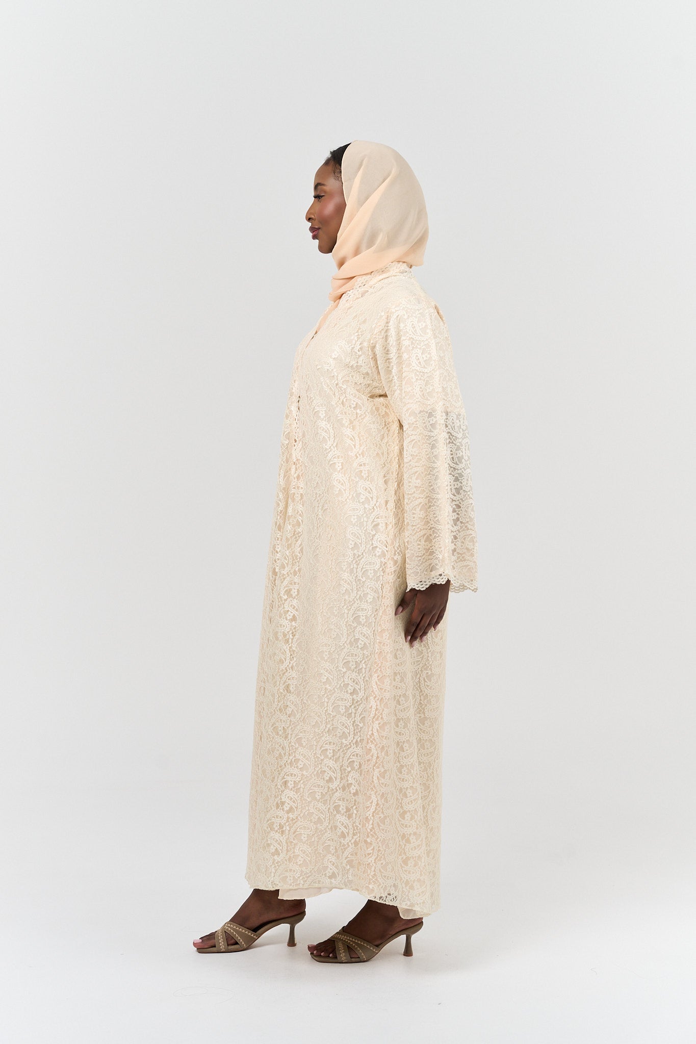Zaria Abayah - Cream